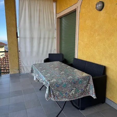 Nide House Apartmán